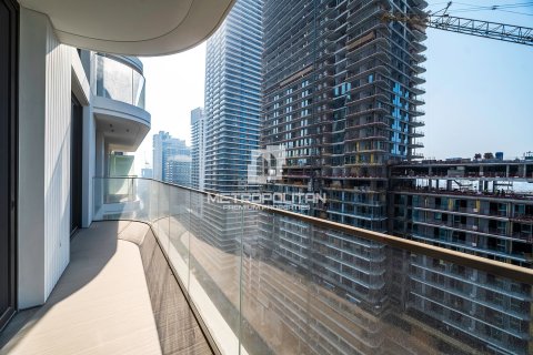 1 bedroom Apartment in EMAAR Beachfront, UAE No. 78875 16