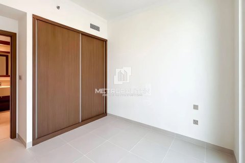 Квартира с 1 спальней в EMAAR Beachfront, ОАЭ №78875 4