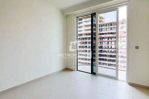 Квартира с 1 спальней в EMAAR Beachfront, ОАЭ №78875 12