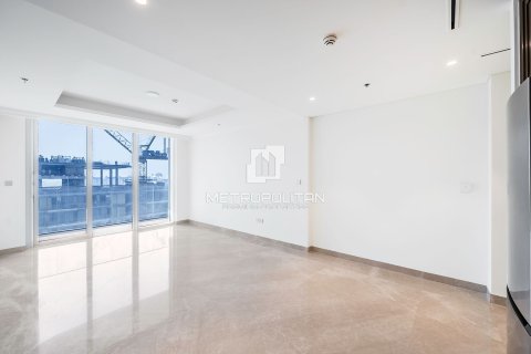 1 bedroom Apartment in EMAAR Beachfront, UAE No. 78875 5