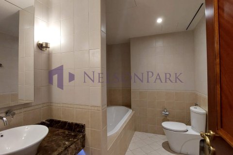 2 bedrooms Apartment in Doha, Qatar No. 58405 9