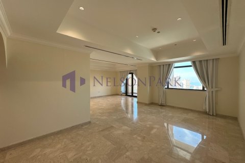 5 bedrooms Penthouse in Doha, Qatar No. 58406 3
