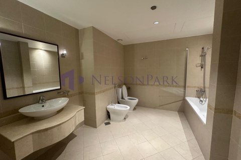 5 bedrooms Penthouse in Doha, Qatar No. 58406 10