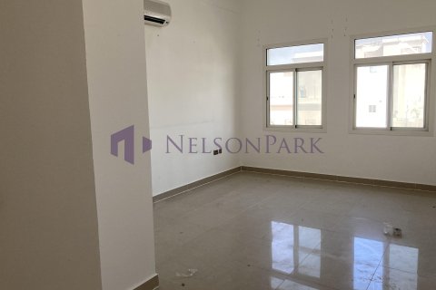 3 bedrooms Villa in Doha, Qatar No. 58248 6