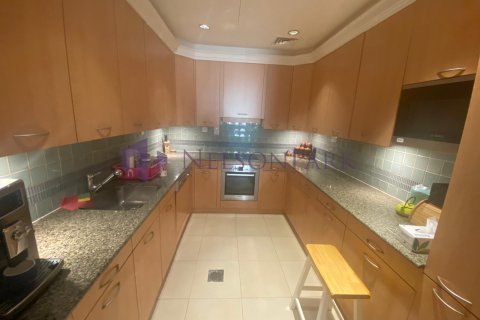 2 bedrooms Apartment in Doha, Qatar No. 58246 8