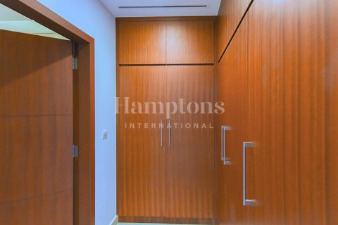 3 bedrooms Apartment in The Hills A, UAE No. 73061 11