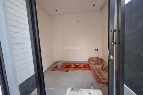 3 bedrooms Apartment in Riyadh, Saudi Arabia No. 67494 4