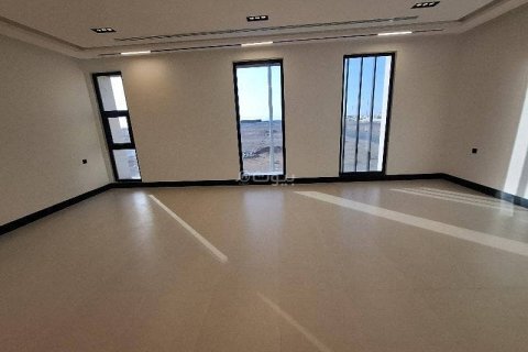 5 bedrooms Villa in Riyadh, Saudi Arabia No. 67493 19