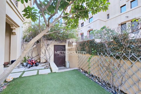 Apartment de 2 dormitorios en Old Town, UAE No. 62013 15