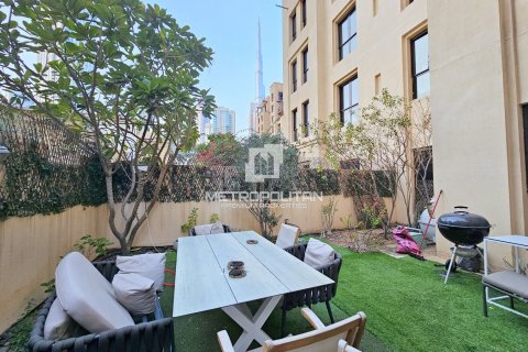Apartment de 2 dormitorios en Old Town, UAE No. 62013 1