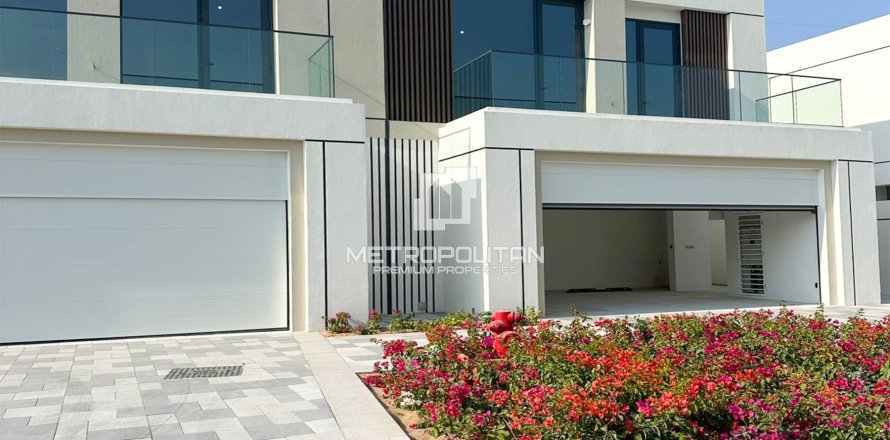 Villa de 4 chambres à District One, UAE No. 77760