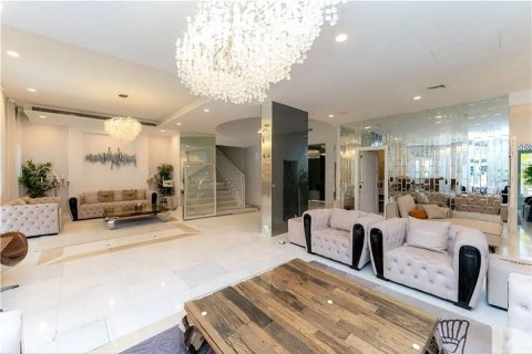 6 غرفة نوم  فيلا في Signature Villas, الإمارات العربية المتحدة رقم 77771 11