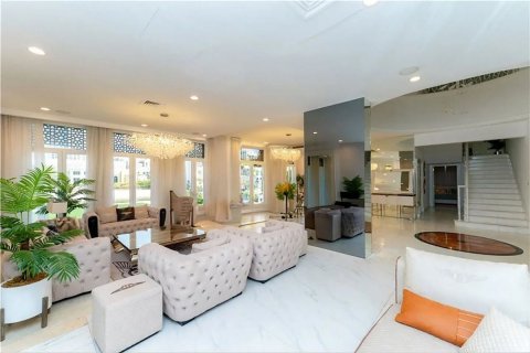 6 غرفة نوم  فيلا في Signature Villas, الإمارات العربية المتحدة رقم 77771 7