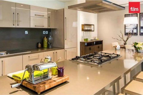 Appartement de 2 chambres à Dubai, UAE No. 99770 10