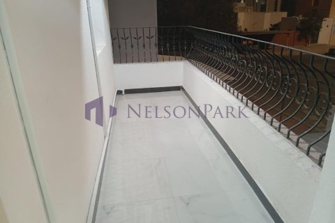 3 bedrooms Apartment in Doha, Qatar No. 57319 5