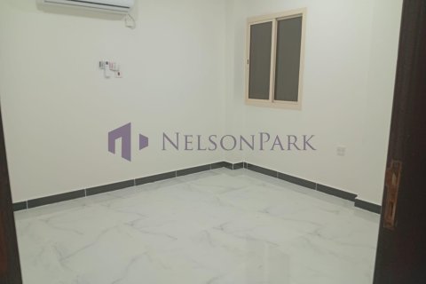 3 bedrooms Apartment in Doha, Qatar No. 57319 9