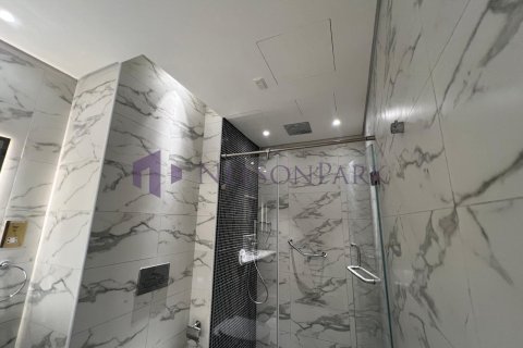 3 bedrooms Apartment in Doha, Qatar No. 57330 16