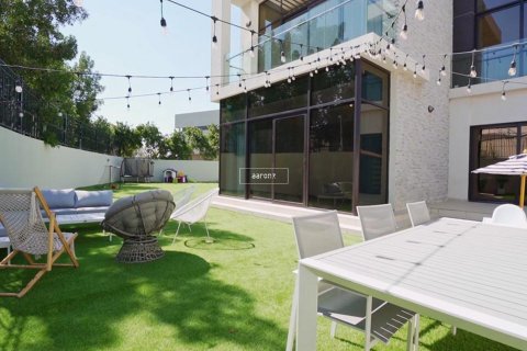 Villa de 5 dormitorios en Dubai, UAE No. 102087 15