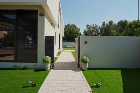 Villa de 5 dormitorios en Dubai, UAE No. 102087 14