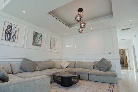 Villa de 5 dormitorios en Dubai, UAE No. 102087 3
