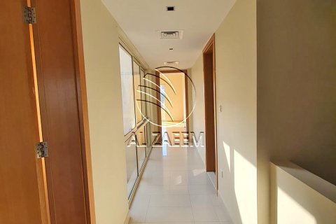 3 غرف نوم تاون هاوس في Al Raha Gardens, الإمارات العربية المتحدة رقم 91432 4