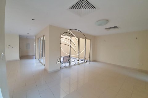 3 غرف نوم تاون هاوس في Al Raha Gardens, الإمارات العربية المتحدة رقم 91432 10