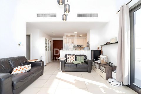 3 bedrooms Apartment in Town Square, UAE No. 84715 2