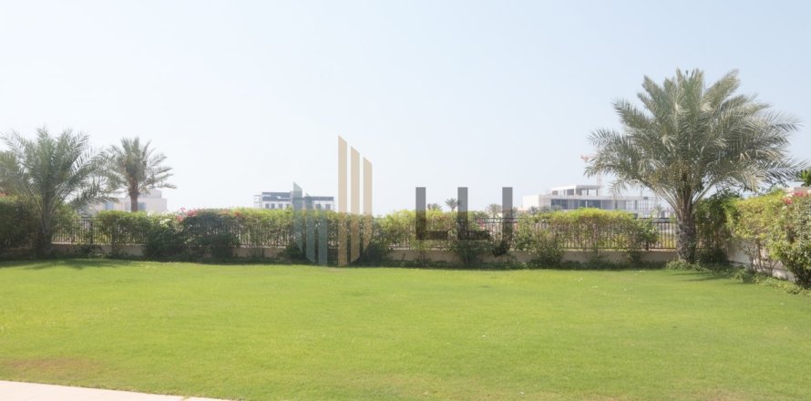 Villa de 5 dormitorios en Saadiyat Island, UAE No. 81700