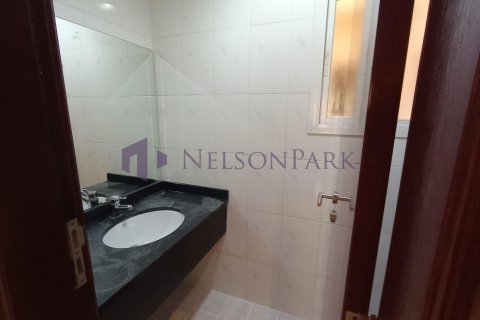 2 bedrooms Apartment in Doha, Qatar No. 58222 11