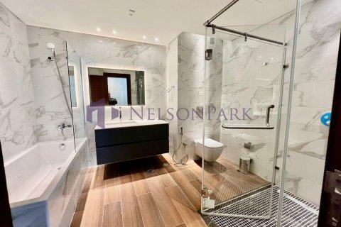 4 bedrooms Apartment in Doha, Qatar No. 58224 14
