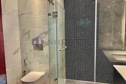 4 bedrooms Apartment in Doha, Qatar No. 58224 15
