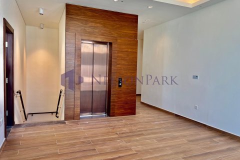 4 bedrooms Apartment in Doha, Qatar No. 58224 18