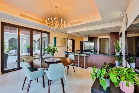 5 bedrooms Villa on the Saadiyat Island, UAE No. 91480 8