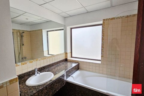 Apartment de 2 dormitorios en Dubai, UAE No. 104181 8