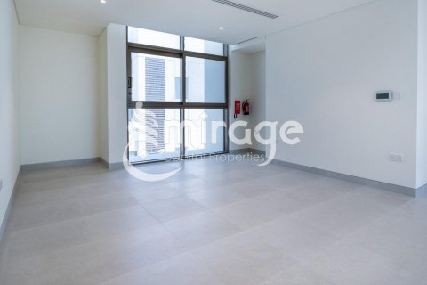 4 غرف نوم فيلا في أبو ظبي, الإمارات العربية المتحدة رقم 81625 7
