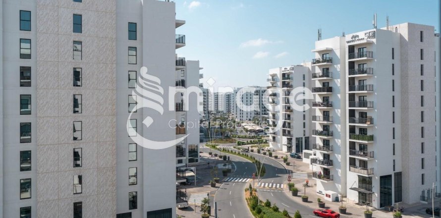 Apartment de 2 dormitorios en  Yas Island, UAE No. 81630