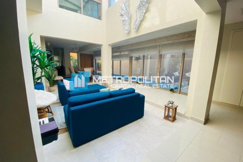 5 bedrooms Villa in Al Raha Gardens, UAE No. 35293 25