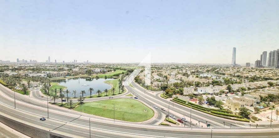 2 bedrooms Apartment in Dubai, UAE No. 90877