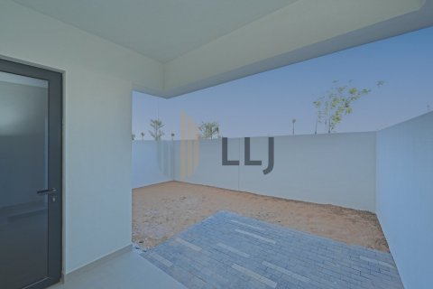 Villa de 3 dormitorios en  Yas Island, UAE No. 46410 2