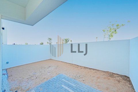 Villa de 3 dormitorios en  Yas Island, UAE No. 46410 1