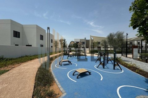 Villa de 3 dormitorios en  Yas Island, UAE No. 46410 8