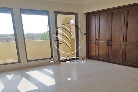 Villa de 4 dormitorios en  Saadiyat Island, UAE No. 26936 8