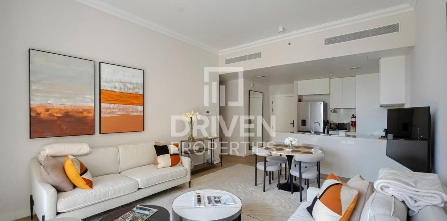 2 bedrooms Apartment in Jumeirah, UAE No. 85734