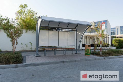 2 bedrooms Apartment in Dubai, UAE No. 75693 17