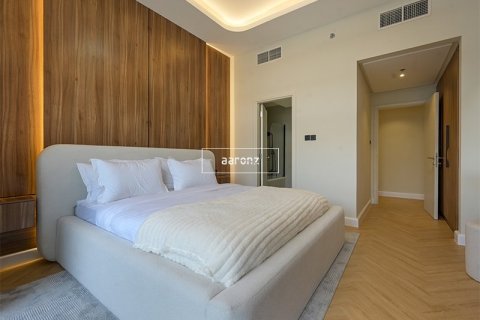 Appartement de 2 chambres à Dubai, UAE No. 102086 12