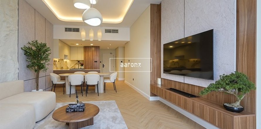 Appartement de 2 chambres à Dubai, UAE No. 102086
