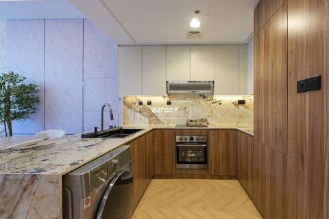 Appartement de 2 chambres à Dubai, UAE No. 102086 16