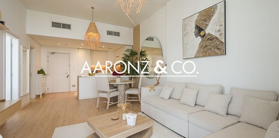 1 bedroom Apartment in DAMAC Hills (Akoya by DAMAC), UAE No. 102085