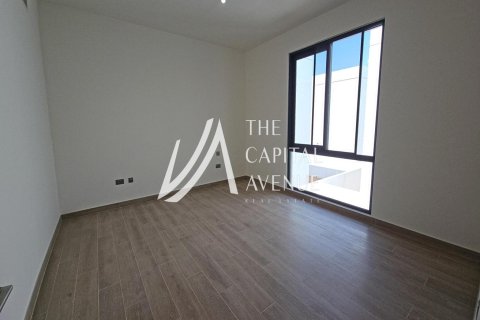 Villa de 5 dormitorios en  Yas Island, UAE No. 86712 6