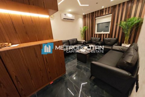 320m² Office in Mussafah, UAE No. 86411 11